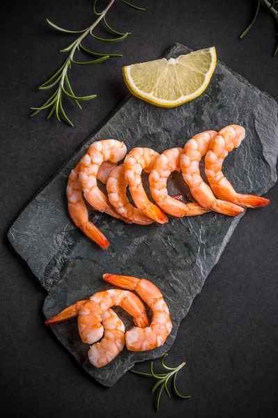 Concept fruits de mer, crevettes — Photo