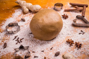 Zencefilli kurabiye hamuru ile baharat