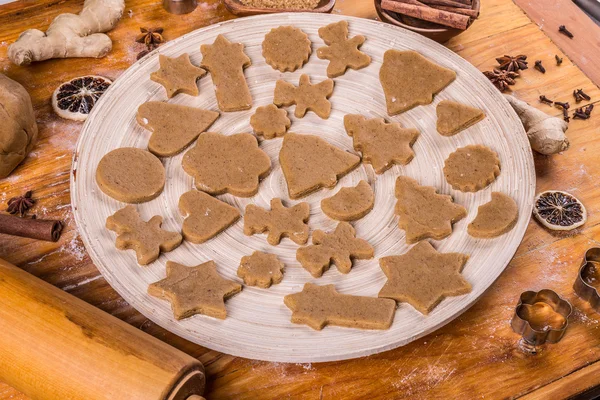 Biscotti fatti in casa di pan di zenzero — Foto Stock