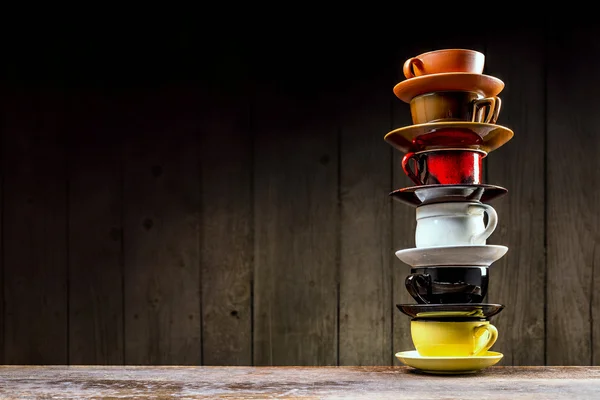 Torre de copas de color — Foto de Stock