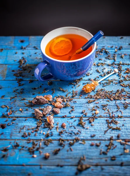 Tasse avec tisane fraîche — Photo