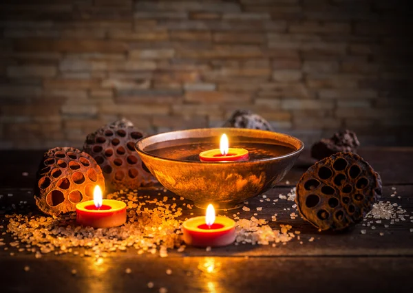Aromatic floating candles — Stock Photo, Image