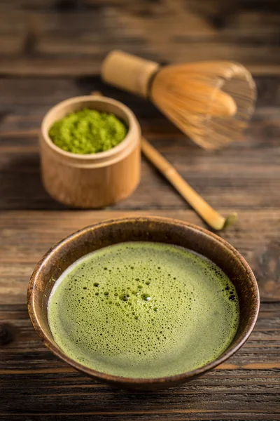 Bir kase içinde yeşil matcha çay — Stok fotoğraf