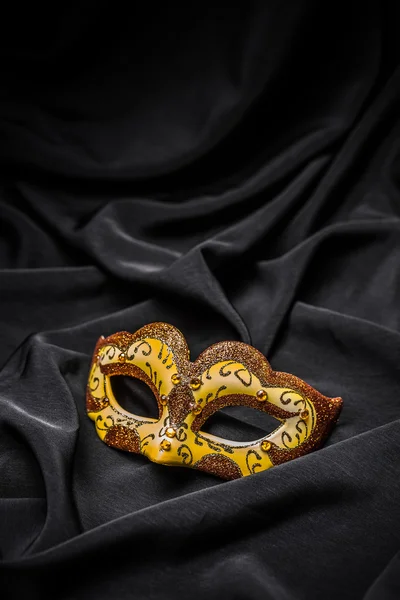 Yellow carnival mask — Stock Photo, Image