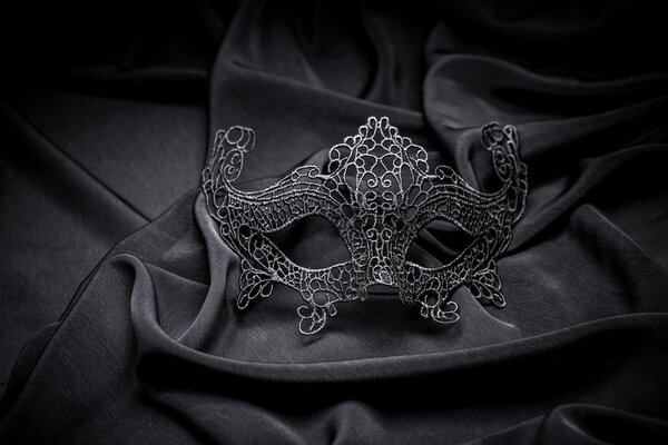 Карнавальная маска
 