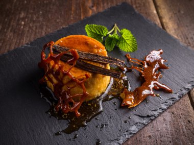 krem karamelli tatlı