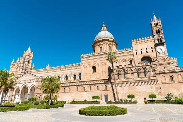 A bela catedral de Palermo — Fotografia de Stock