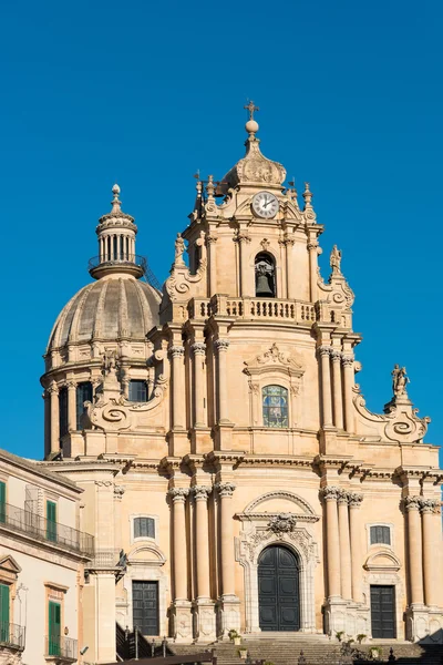 Die barocke Kathedrale in ragusa — Stockfoto