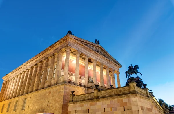 Alte Nationalgalerie in Berlin — стокове фото