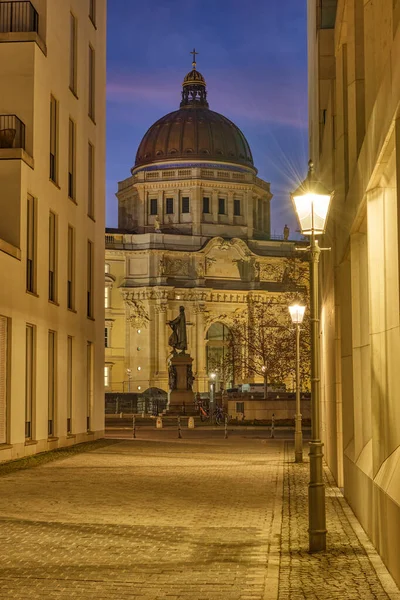 Utsikt Över Det Rekonstruerade Berlinpalatset Natten — Stockfoto