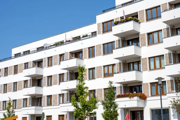 Edifícios Modernos Apartamentos Multi Familiares Berlim Alemanha — Fotografia de Stock