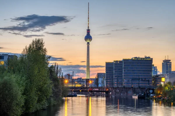 Beroemde Televisie Toren Rivier Spree Berlijn Schemering — Stockfoto