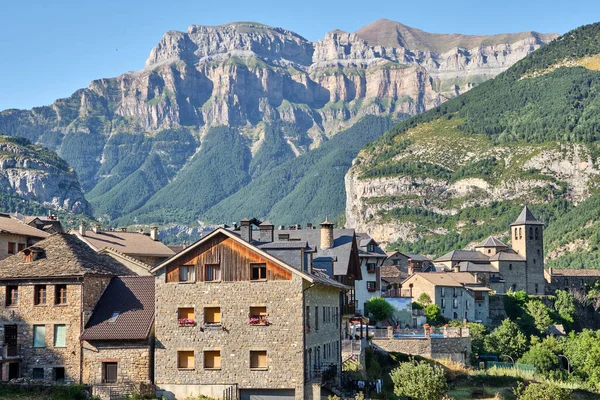 Den Vackra Gamla Byn Torla Ordesa Nationalpark Spanska Pyrenéerna — Stockfoto