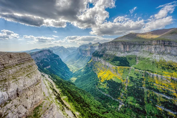 Den Vackra Ordesa Valley Spanska Pyrenéerna — Stockfoto