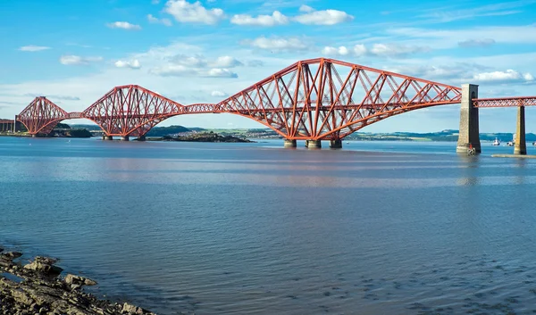 A ponte ferroviária vermelha Forth — Fotografia de Stock