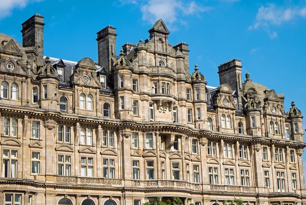 Viktorianisches Gebäude in edinburgh — Stockfoto