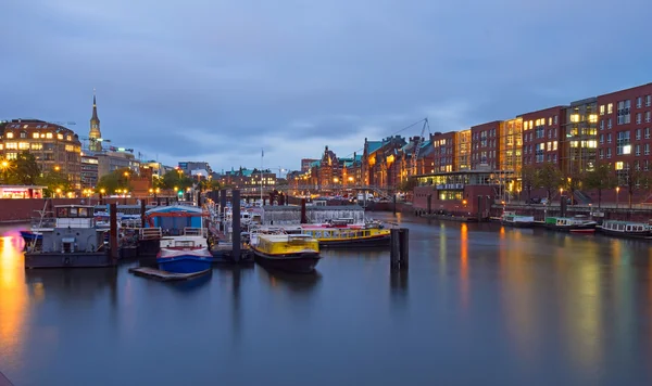 A Speicherstadt hajók — Stock Fotó