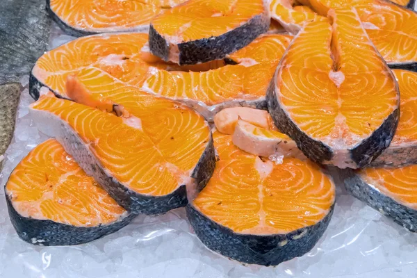 Fresh filet of salmon — Stock Photo, Image