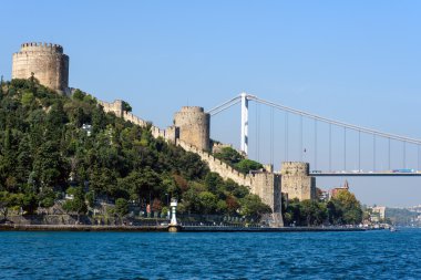 Gün batımında volkanik manzara