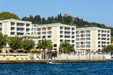 Apartments adlı Boğaziçi