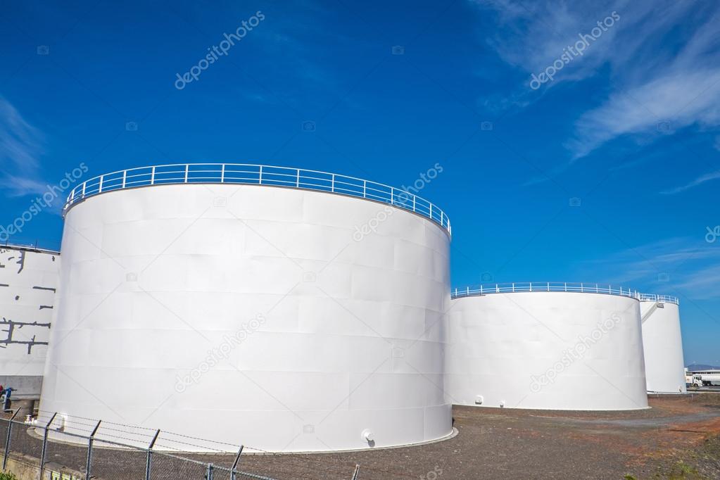 Gas storage tanks in Reykjavik