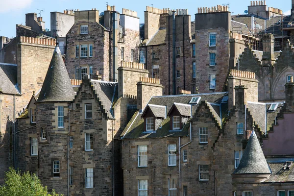 Byggnader i centrala Edinburgh — Stockfoto