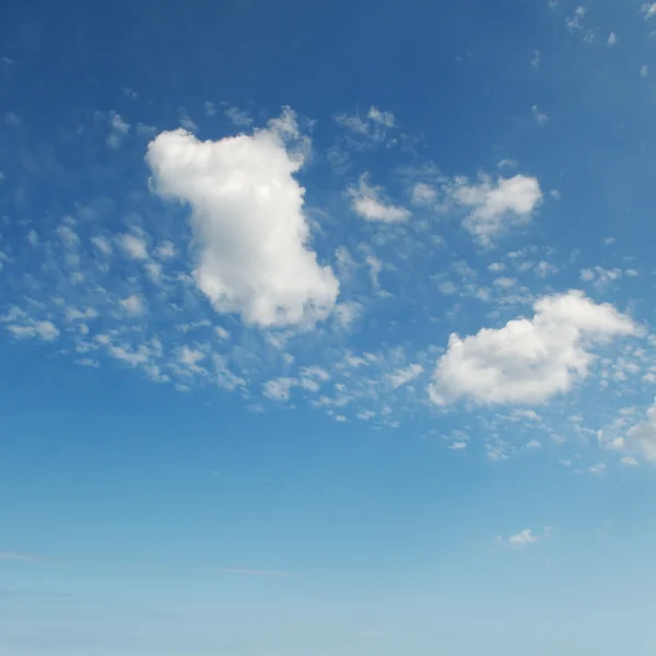 White fluffy clouds — Stock Photo, Image