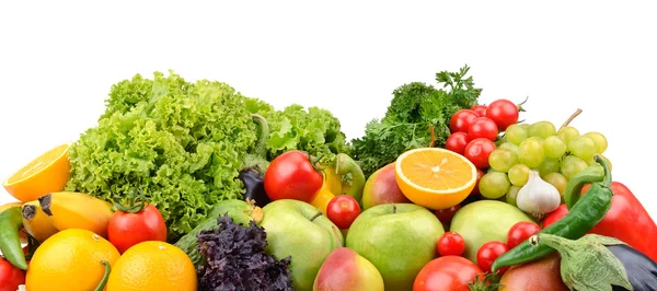 Frutas y hortalizas aisladas sobre fondo blanco — Foto de Stock