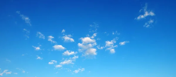Small Fluffy Clouds Bright Blue Sky Background — Stock Photo, Image