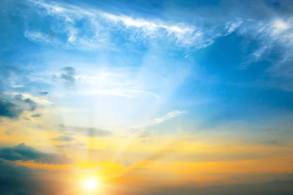 Bright Spring Sunset Blue Sky Red Sun Sunbeams — Stock Photo, Image