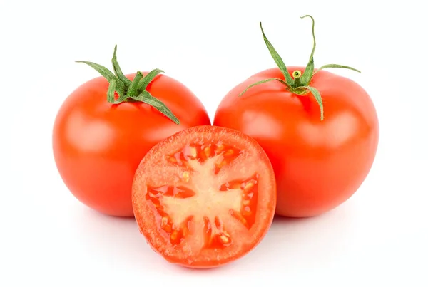 白色背景的多汁成熟西红柿 — 图库照片