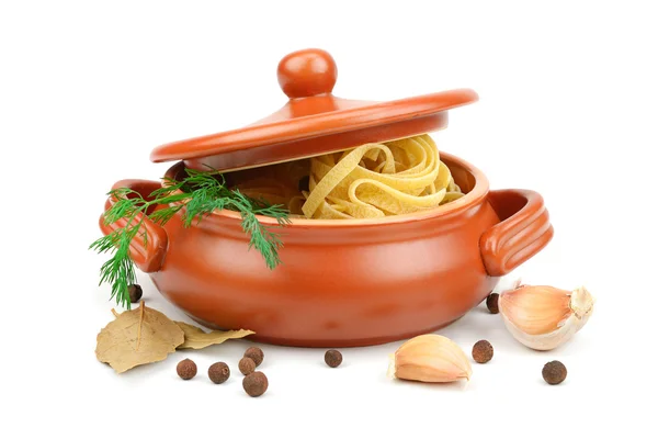 Spaghetti in a clay pot — Stock Photo, Image