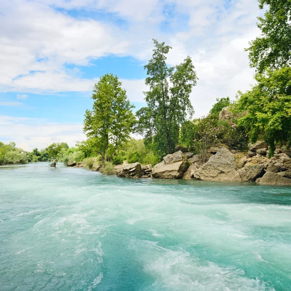 Belle rive del grande fiume — Foto Stock