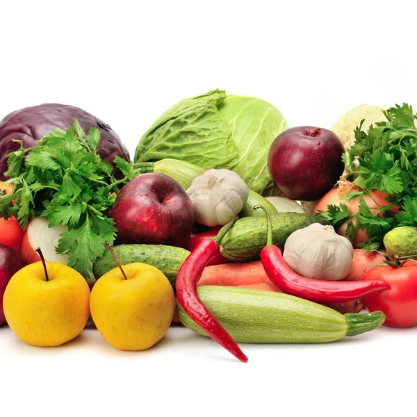Assortimento frutta e verdura su bianco — Foto Stock