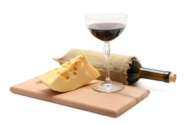 Flasche Wein und Käse — Stockfoto