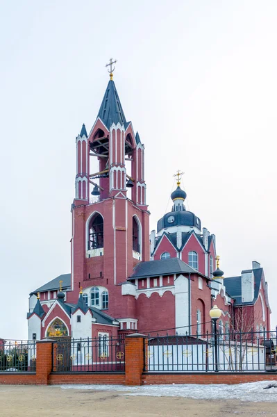 Hermosa iglesia ortodoxa rusa —  Fotos de Stock