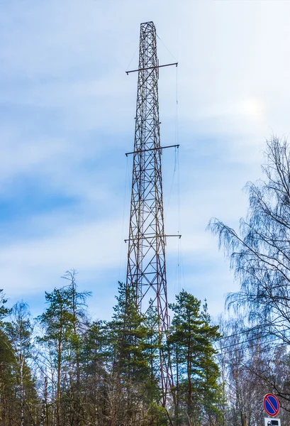 Torre de radio antigua — Foto de Stock