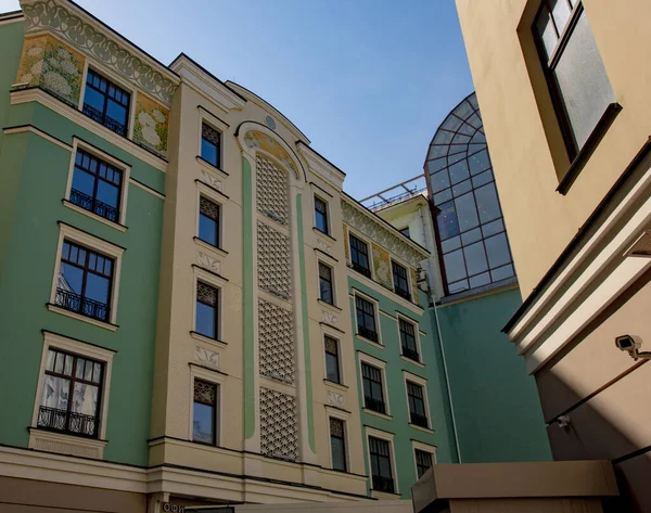Prestigiosa Zona Residencial Con Casas Centro Moscú Día Claro Verano —  Fotos de Stock