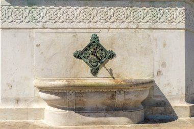 abdest ve eski bir cami bir parçası için çeşme