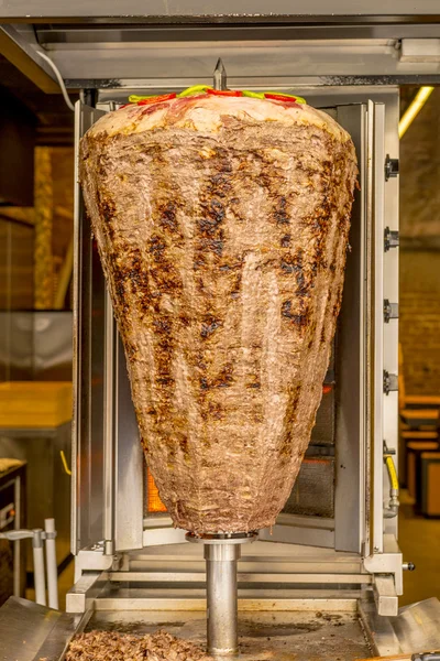 Türk kebap shawarma kafede tükürmek