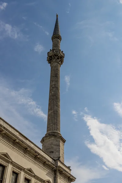 Starożytne Meczetu w centrum Stambułu — Zdjęcie stockowe