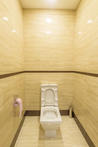 White toilet in the interior of the restroom — Stock Photo, Image