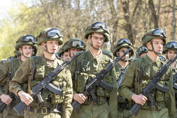 9 de maio de 2015. Desfile militar dedicado ao Dia da Vitória em Moscou — Fotografia de Stock