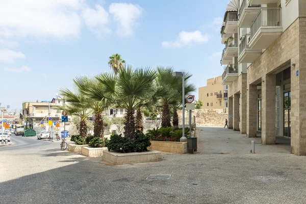 Calles estrechas de la antigua Jerusalén. Casas de piedra y arcos — Foto de Stock