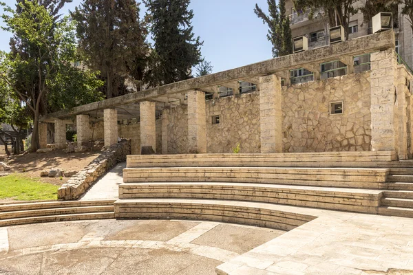 Smalle gader i det gamle Jerusalem. Stenhuse og buer - Stock-foto