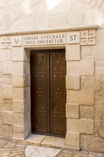 Die berühmte via dolorosa in jerusalem — Stockfoto