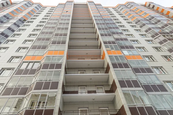 Modernos edificios de apartamentos en el nuevo distrito de Moscú — Foto de Stock