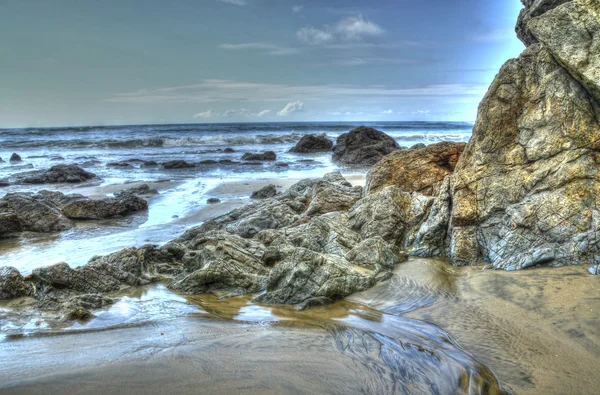Okyanus kayalar — Stok fotoğraf