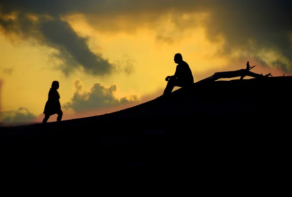 Encontro ao pôr do sol — Fotografia de Stock