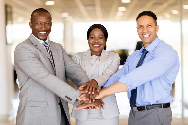 Multiracial vehicle sales team — Stock Photo, Image